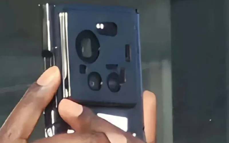 Xiaomi 17 Ultra: живые фото показали обновлённый дизайн камеры и изменения в конструкции флагмана