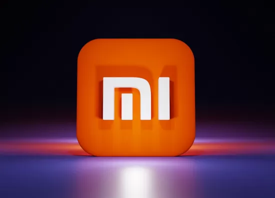 Xiaomi готовит смартфон Zhuque: Новый флагман без физических кнопок и с камерой под дисплеем