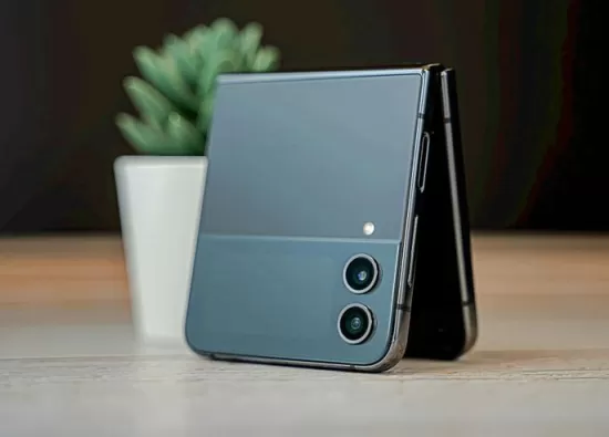 Samsung начинает бета-тестирование One UI 7 для складных флагманов