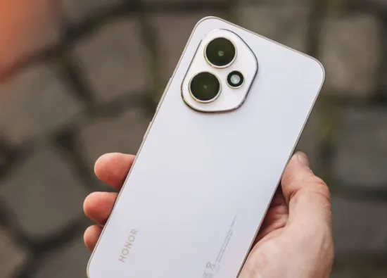 Honor 500 получит обновлённый дизайн и более прочный корпус